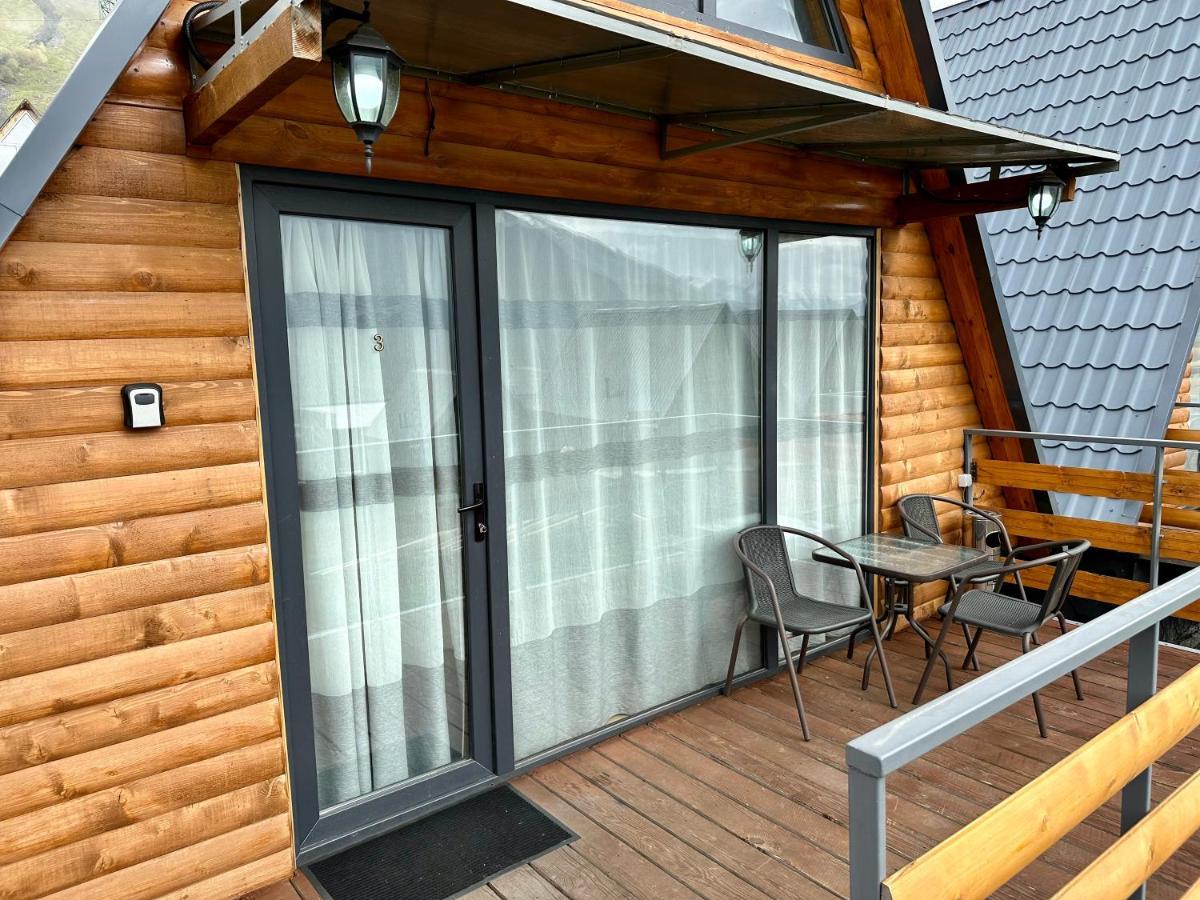T&T Cottage Kazbegi Exterior photo